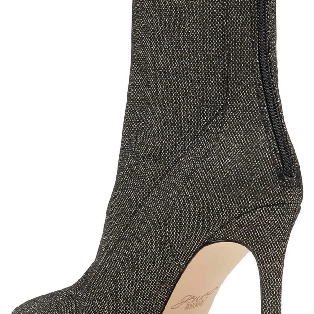 Jewel Badgley Miska - Picture 5 of 7